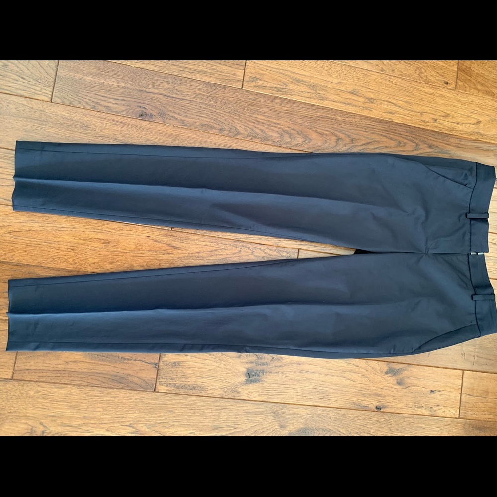 Elie Tahari Size 2 Dress Pant